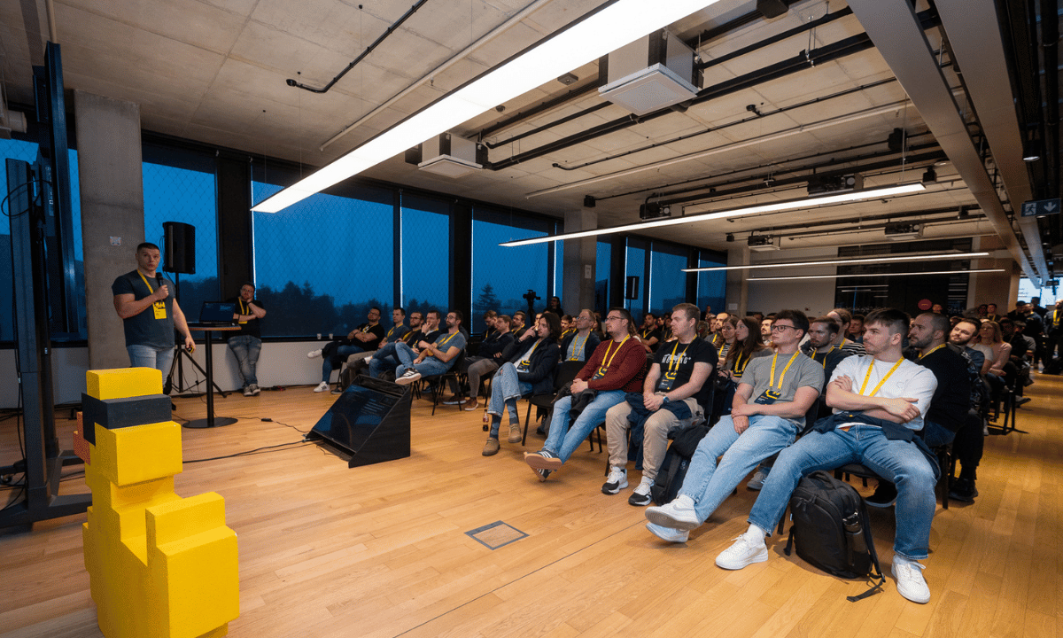 AI-powered developer support loop using Claude and Model Context Protocol